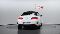 2022 Mercedes-Benz E-Class E450 4MATIC Cabriolet — фото 4