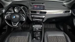 2021 BMW X1 xDrive 20i xLine, белый — фото 7