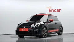2023 Mini Cooper JCW — фото 1