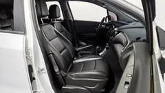 2021 ChevroletGMDaewoo Trax 1.4 Premier, белый — фото 16