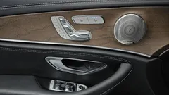2022 Mercedes-Benz E-Class E300e 4MATIC Exclusive — фото 16