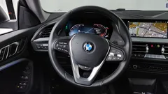 2022 BMW 2-Series 220i Advantage — фото 13