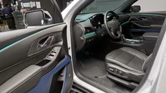 2023 ChevroletGMDaewoo Traverse 3.6 AWD Redline — фото 11