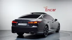 2022 Lexus LS 3.5 Luxury AWD, серый — фото 2