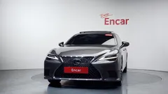 2022 Lexus LS 3.5 Luxury AWD, серый — фото 3