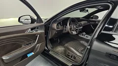 2021 Kia Stinger 3.3 GT Masters Turbo Package, чёрный — фото 10