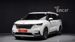 2021 Kia Canival 9-Seater Noblesse, белый — фото 1