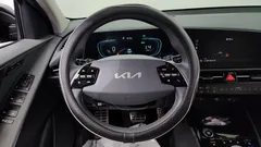 2022 Kia Niro Signature, чёрный — фото 14