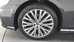 2023 Audi A8 50 TDI Quattro Premium — фото 5