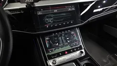 2023 Audi A8 50 TDI Quattro Premium — фото 17