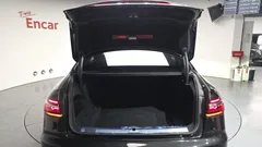 2023 Audi A8 50 TDI Quattro Premium — фото 20