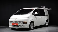 2022 Hyundai Staria Cargo 5-Seater — фото 1