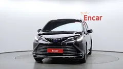2021 Toyota Sienna 2.5 Hybrid AWD, чёрный — фото 3