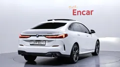 2021 BMW 2-Series 220i M Sports, белый — фото 2