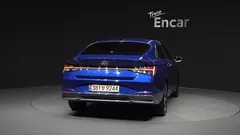 2023 Hyundai AVANTE Inspiration, синий — фото 4