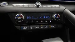 2023 Hyundai AVANTE Inspiration, синий — фото 17