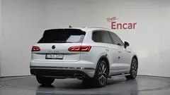 2023 Volkswagen Touareg 3.0 TDI Prestige — фото 2