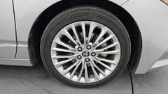 2019 Toyota Avalon 2.5 Hybrid — фото 5