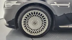 2021 Genesis G90 5.0 AWD, чёрный — фото 5