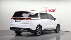 2023 Kia Carnival Diesel 9-Seater Signature — фото 2