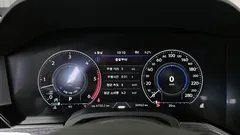 2023 Volkswagen Touareg 3.0 TDI Premium, белый — фото 8