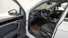 2023 Volkswagen Touareg 3.0 TDI Premium, белый — фото 10