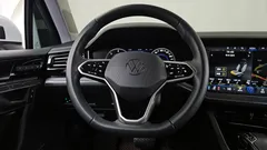 2023 Volkswagen Touareg 3.0 TDI Premium, белый — фото 13