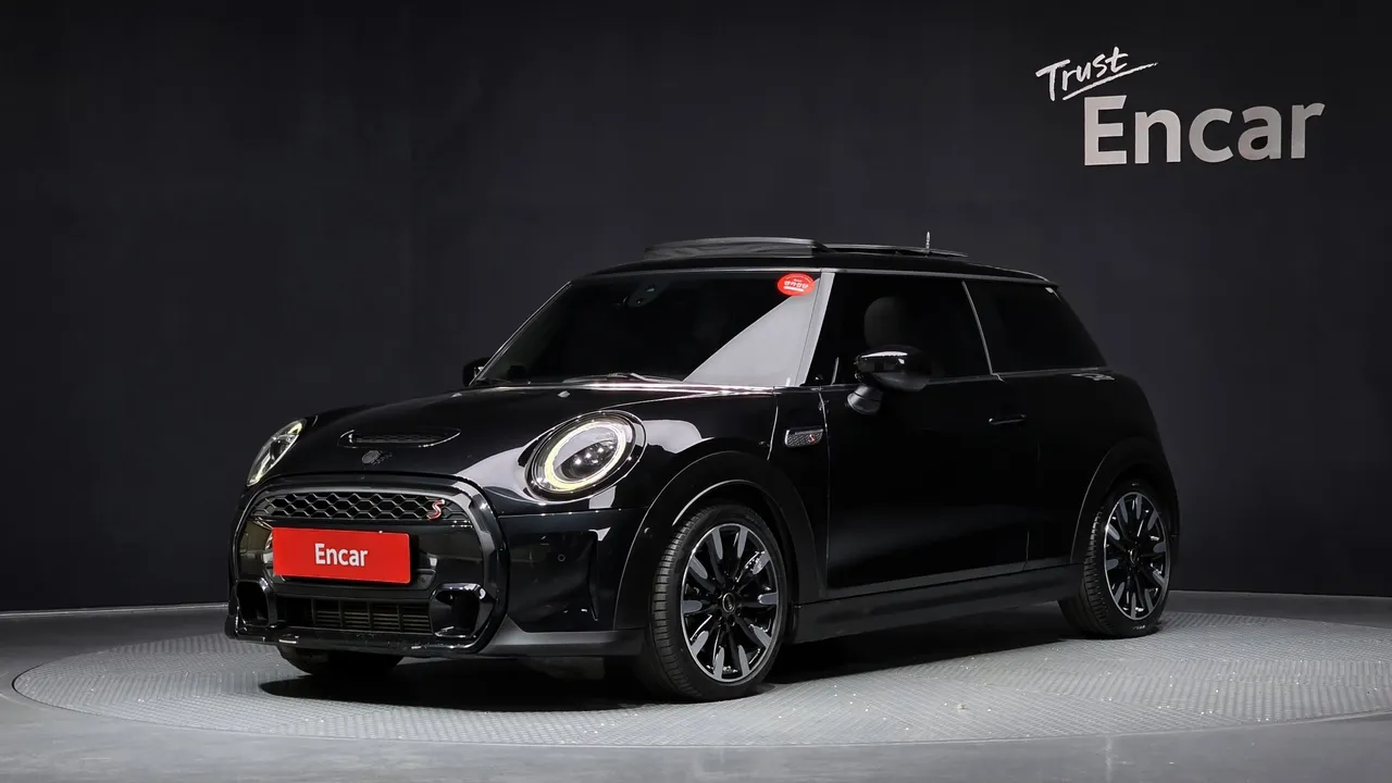 2023 Mini Cooper Classic
