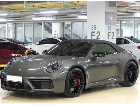2022 Porsche 911 Carrera 4 GTS Cabriolet