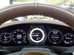 2022 Porsche 911 Carrera 4 GTS Cabriolet, зелёный — фото 8