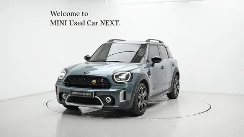 2023 Mini Countryman ALL4 Classic Launch Pack