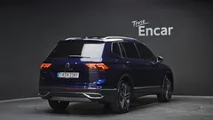 2022 Volkswagen Tiguan 2.0 TSI Prestige, синий — фото 2