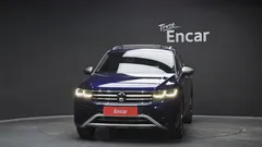 2022 Volkswagen Tiguan 2.0 TSI Prestige, синий — фото 3