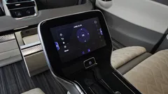 2023 Kia Carnival Gasoline 4-Seater Hi-Limousine — фото 19