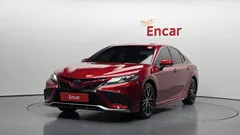 2022 Toyota Camry 2.5 XSE Hybrid, красный — фото 1
