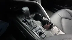 2022 Toyota Camry 2.5 XSE Hybrid, красный — фото 9