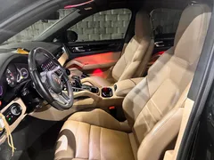 2023 Porsche Cayenne 3.0 E-HYBRID COUPE PLATINUM EDITION — фото 16