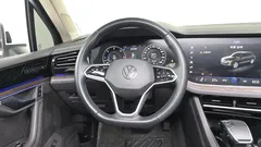 2023 Volkswagen Touareg 3.0 TDI Prestige, белый — фото 13