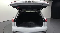 2023 Volkswagen Touareg 3.0 TDI Prestige, белый — фото 20