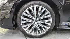 2022 Audi A8 55 TFSI Quattro Premium LWB — фото 5
