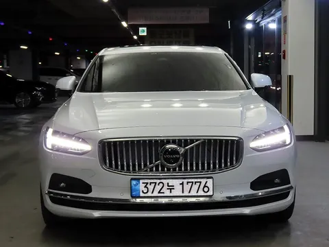 2023 Volvo S90 B5 Ultimate Bright