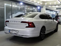 2023 Volvo S90 B5 Ultimate Bright — фото 2