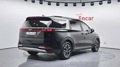 2022 Kia Carnival Diesel 9-Seater Prestige — фото 2
