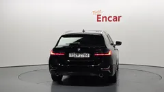 2022 BMW 3-Series 320d Touring Luxury — фото 4