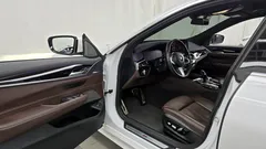2023 BMW Gran Turismo 640i xDrive M Sport — фото 10