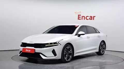 2023 Kia K5 Signature