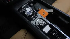 2022 Volvo XC60 B5 Inscription — фото 9