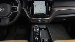 2022 Volvo XC60 B5 Inscription — фото 15