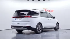 2023 Kia Carnival Diesel 9-Seater Noblesse — фото 2