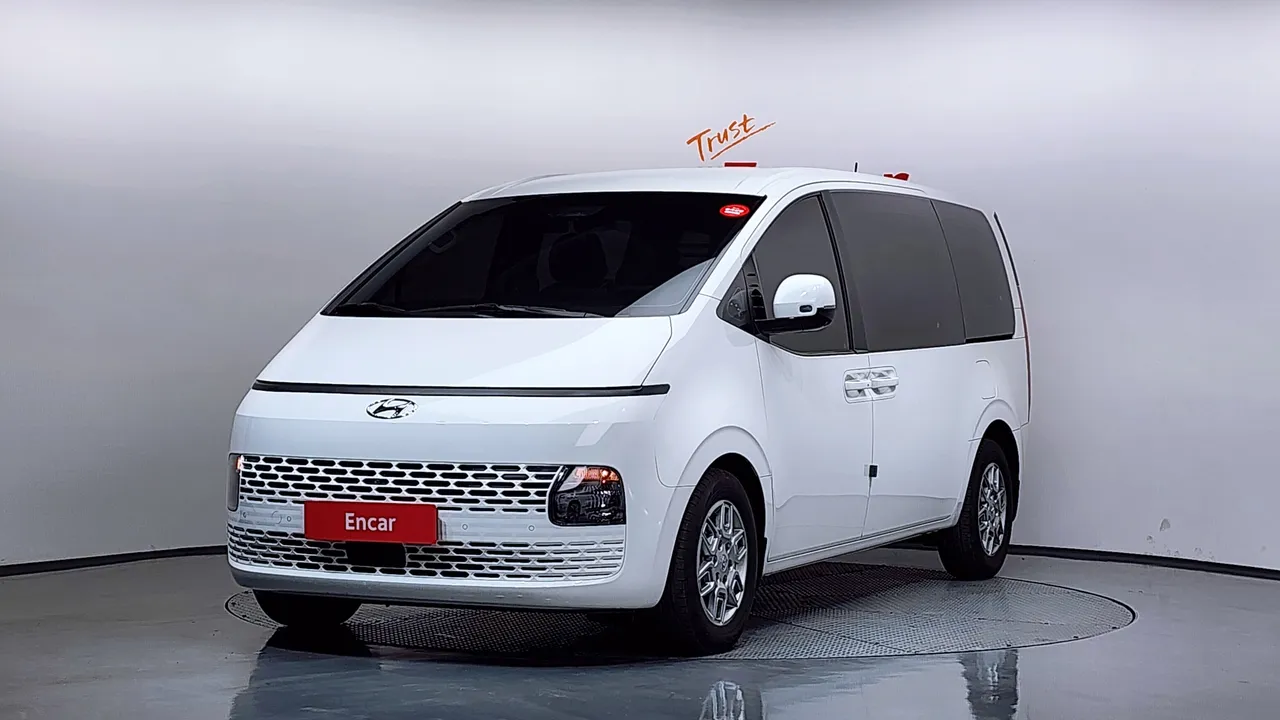2022 Hyundai Staria Cargo 5-Seater